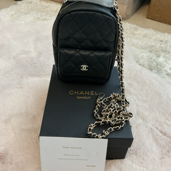 GWP CHANEL BEAUTE CROSSBODY BACKPACK WITH GIFT BOX - Picture 1 of 5